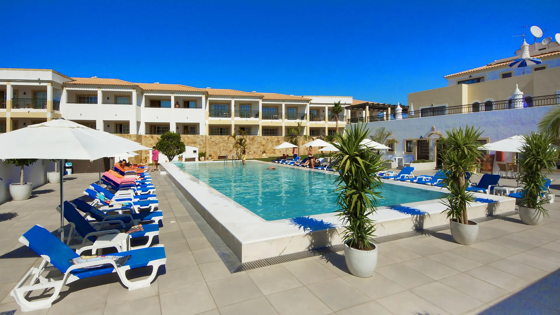 Apartamentos Turisticos Novochoro アルブフェイラ ポルトガル