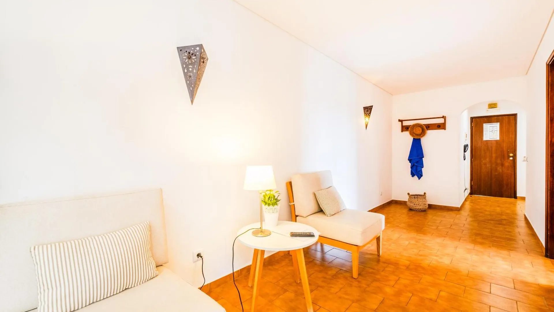 *** アパートホテル Apartamentos Turisticos Novochoro アルブフェイラ ポルトガル