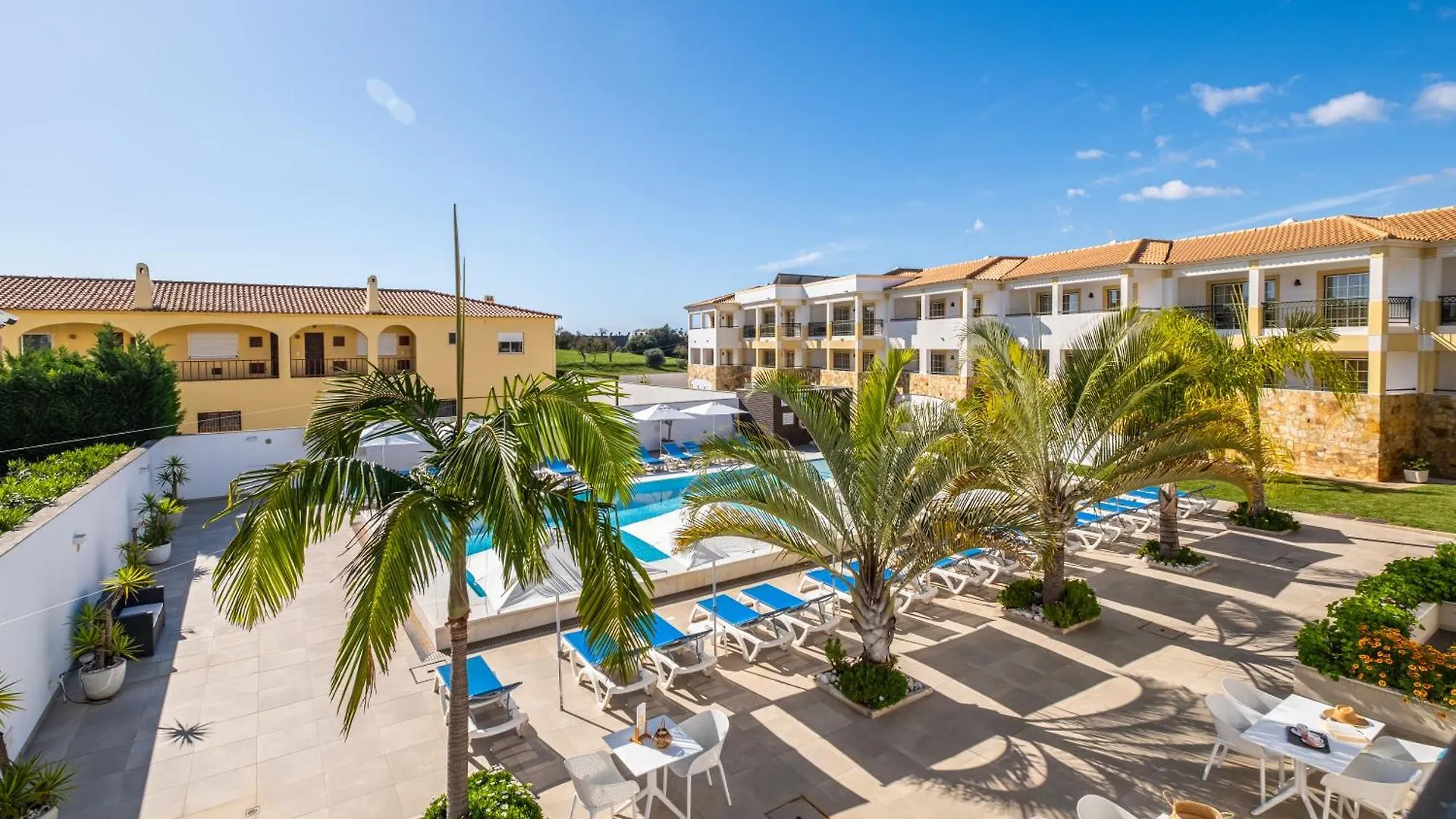 Apartamentos Turisticos Novochoro アルブフェイラ 3*,