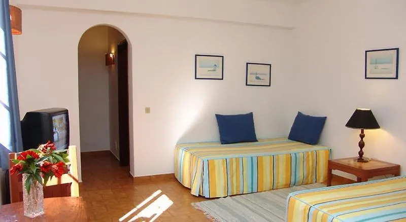 Apartamentos Turisticos Novochoro アルブフェイラ 3*,